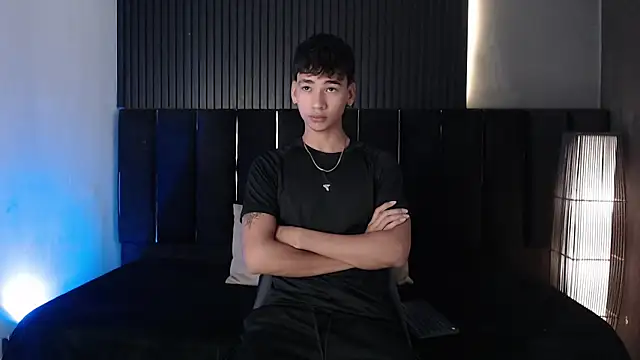 Dominic ghost online show from 01-15-26, 04:05