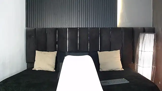 Dominic ghost online show from 10-07-25, 11:06