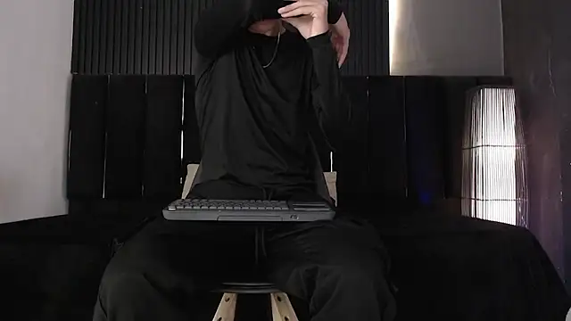 Dominic ghost online show from 03-06-26, 12:05
