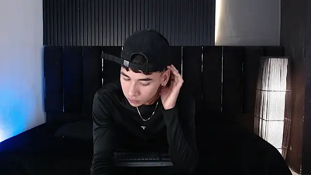 Dominic ghost online show from 03-14-26, 03:23