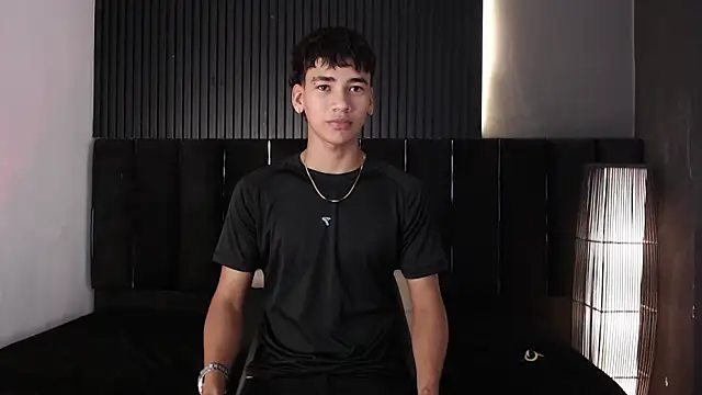 Dominic ghost online show from 12-15-25, 02:06