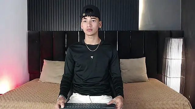 Dominic ghost online show from 09-28-25, 06:59