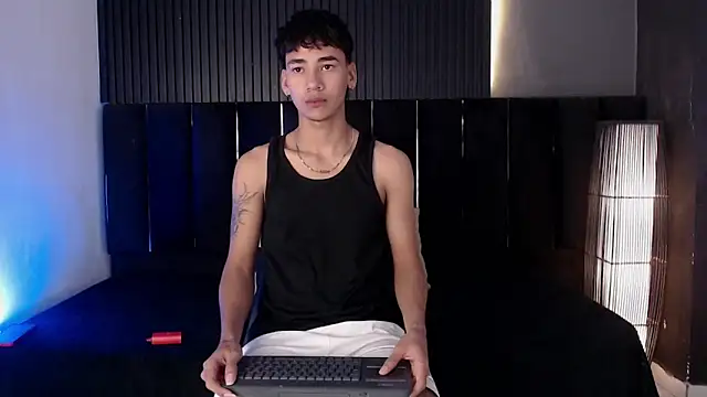 Snapshot of Dominic_ghost chatting on 02-24-26, 01:06 Dominic ghost online show from 02-24-26, 01:06