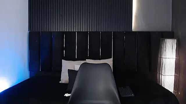 Dominic ghost online show from 01-12-26, 12:39