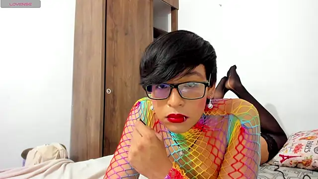 Snapshot of Dannyhot_ chatting on 10-22-25, 07:52 Dannyhot online show from 10-22-25, 07:52