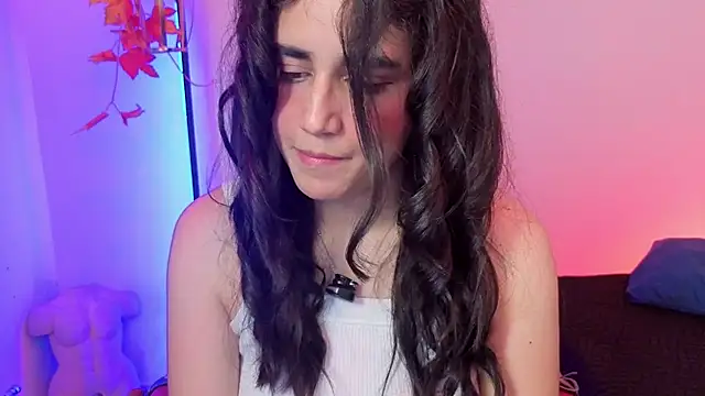 elowen halley1 online show from 04-03-26, 08:48