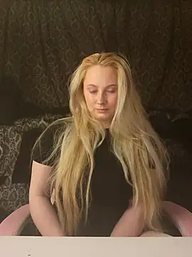 EmilyAngelUK online show from 12-19-25, 11:29