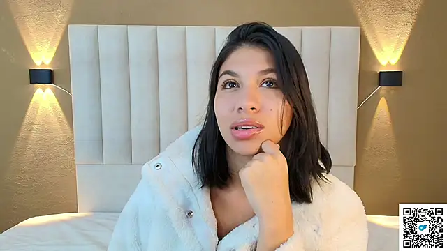 goddess saori  online show from 11-18-25, 12:59