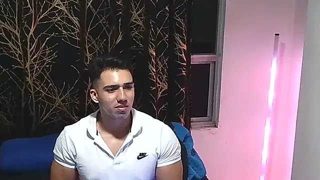 Snapshot of Liam_forest_ chatting on 10-23-25, 05:39 Liam forest  online show from 10-23-25, 05:39