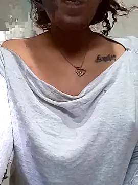 Daila Lucia online show from 02-12-26, 12:49