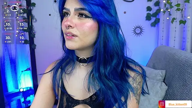 blue kitten online show from 06-05-26, 06:52