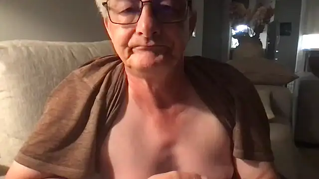 Daddy Mike69 online show from 04-19-26, 05:30