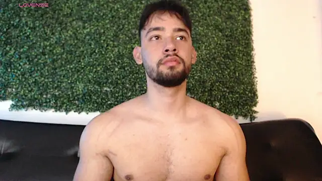 Snapshot of sam_ford_2 chatting on 02-13-26, 01:27 sam ford 2 online show from 02-13-26, 01:27