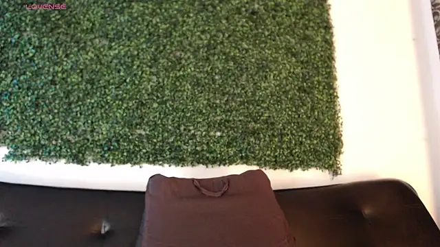 Snapshot of sam_ford_2 chatting on 01-16-26, 12:36 sam ford 2 online show from 01-16-26, 12:36