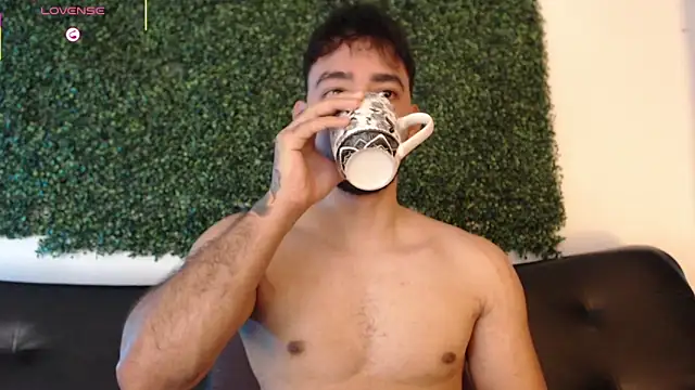 Snapshot of sam_ford_2 chatting on 02-25-26, 01:39 sam ford 2 online show from 02-25-26, 01:39