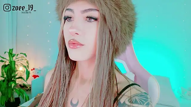 cuteezoe online show from 05-06-26, 04:49