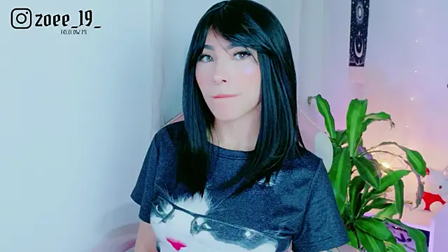 cuteezoe online show from 06-01-26, 03:40
