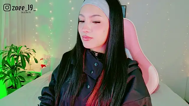 cuteezoe online show from 03-24-26, 02:55