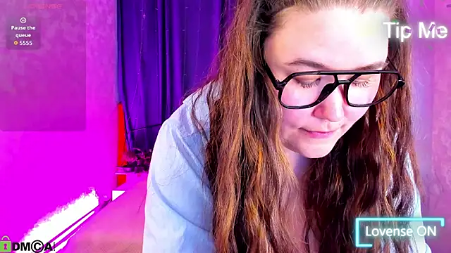 Tara Torres online show from 11-05-25, 09:23