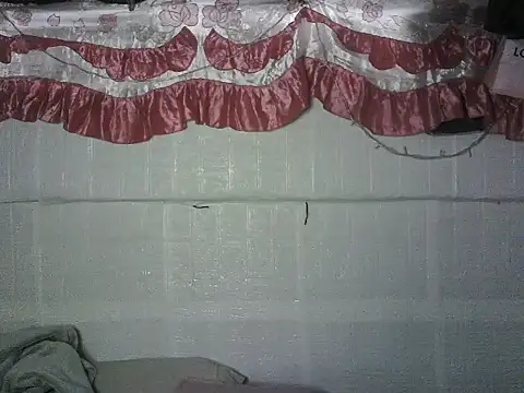 Snapshot of WetWildPussy chatting on 02-11-26, 08:25 WetWildPussy online show from 02-11-26, 08:25