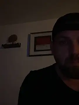 Snapshot of madmiki chatting on 11-12-25, 12:15 madmiki online show from 11-12-25, 12:15