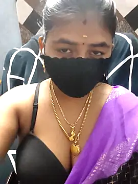 Snapshot of Tamil_Lotus chatting on 05-21-26, 05:10 Tamil Lotus online show from 05-21-26, 05:10