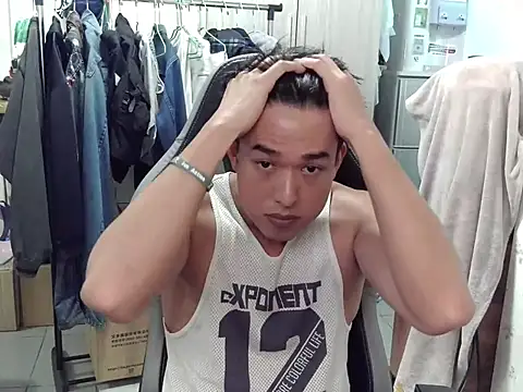 hunterXhan online show from 04-23-26, 04:19