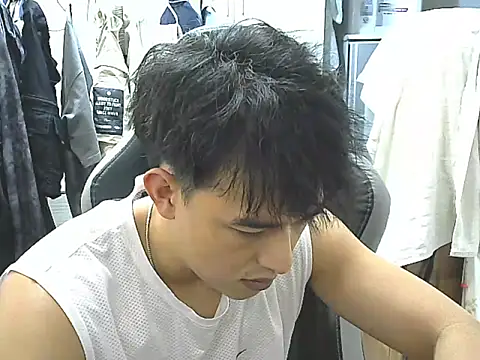 hunterXhan online show from 11-11-25, 01:39