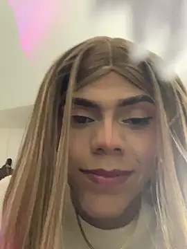 Flora Minx online show from 01-15-26, 12:08