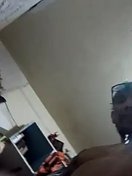 Snapshot of destroassbig2 chatting on 02-21-26, 09:55 destroassbig2 online show from 02-21-26, 09:55