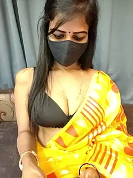 Snapshot of Misss-julli chatting on 02-28-26, 01:44 Misss-julli online show from 02-28-26, 01:44