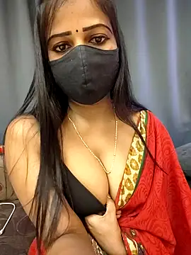 Misss-julli online show from 11-11-25, 02:39