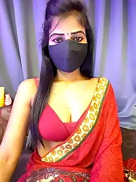 Snapshot of Misss-julli chatting on 04-10-26, 02:40 Misss-julli online show from 04-10-26, 02:40
