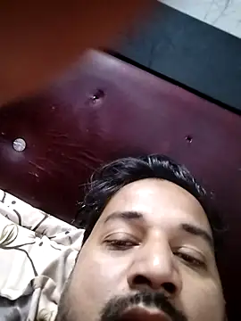 Snapshot of sumit_19 chatting on 12-22-25, 05:46 sumit 19 online show from 12-22-25, 05:46