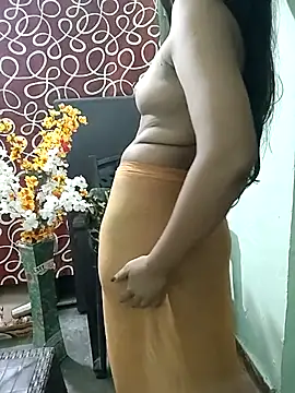 Snapshot of Vaani_Actress chatting on 10-16-25, 02:42 Vaani Actress online show from 10-16-25, 02:42