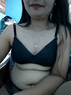 Vaani Actress online show from 10-27-25, 02:29