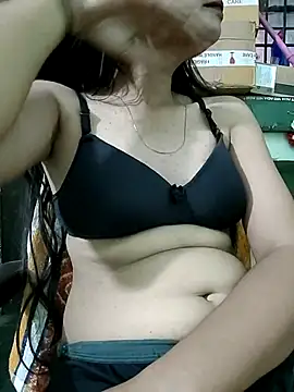 Snapshot of Vaani_Actress chatting on 09-19-25, 01:20 Vaani Actress online show from 09-19-25, 01:20