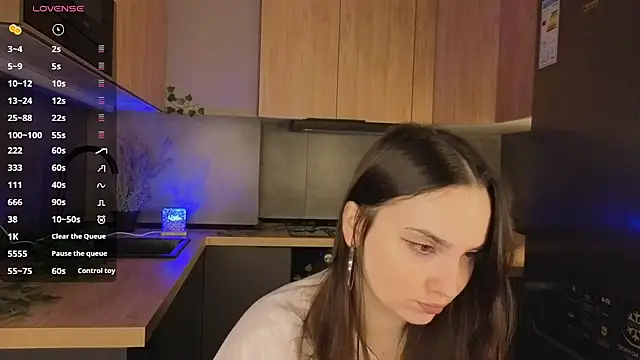 VanessaGrome online show from 10-31-25, 07:05