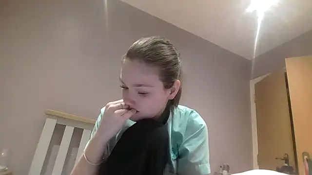 Snapshot of SexyKatiex chatting on 10-28-25, 09:58 SexyKatiex online show from 10-28-25, 09:58