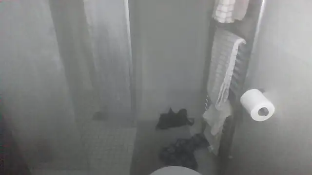 Snapshot of SexyKatiex chatting on 10-15-25, 04:37 SexyKatiex online show from 10-15-25, 04:37