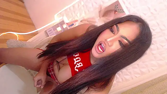 Lilly-lou online show from 04-26-26, 03:59