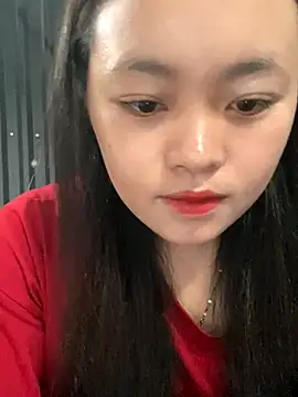 Julia-Elsa online show from 11-14-25, 05:00