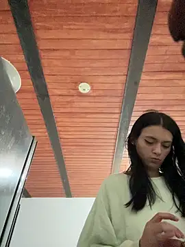 LiaCollings online show from 03-22-26, 01:23