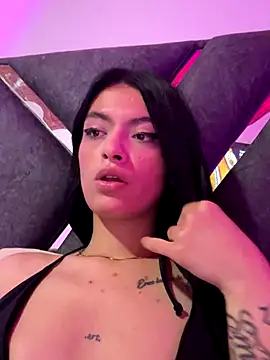 LiaCollings online show from 11-21-25, 11:42