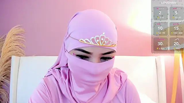 Snapshot of _Saandy chatting on 06-20-26, 12:32 Saandy online show from 06-20-26, 12:32