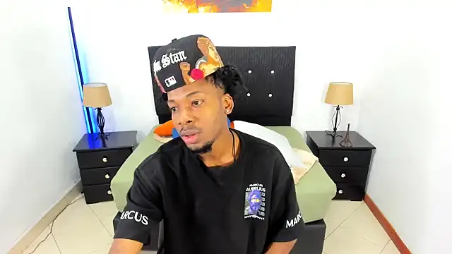 Snapshot of maikol_monstercock chatting on 10-07-25, 04:24 maikol monstercock online show from 10-07-25, 04:24