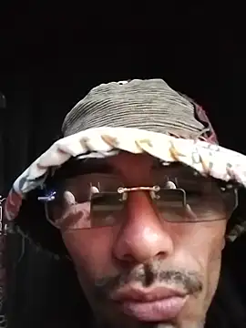 Snapshot of Danielcora chatting on 06-17-26, 10:52 Danielcora online show from 06-17-26, 10:52