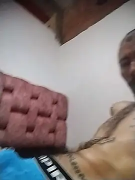 Snapshot of Danielcora chatting on 06-28-26, 04:57 Danielcora online show from 06-28-26, 04:57