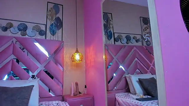 SweetMichel  online show from 10-30-25, 12:14