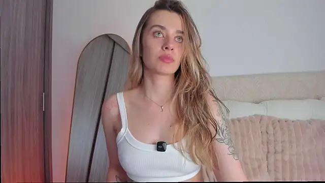 MissLana77 online show from 07-25-26, 01:13
